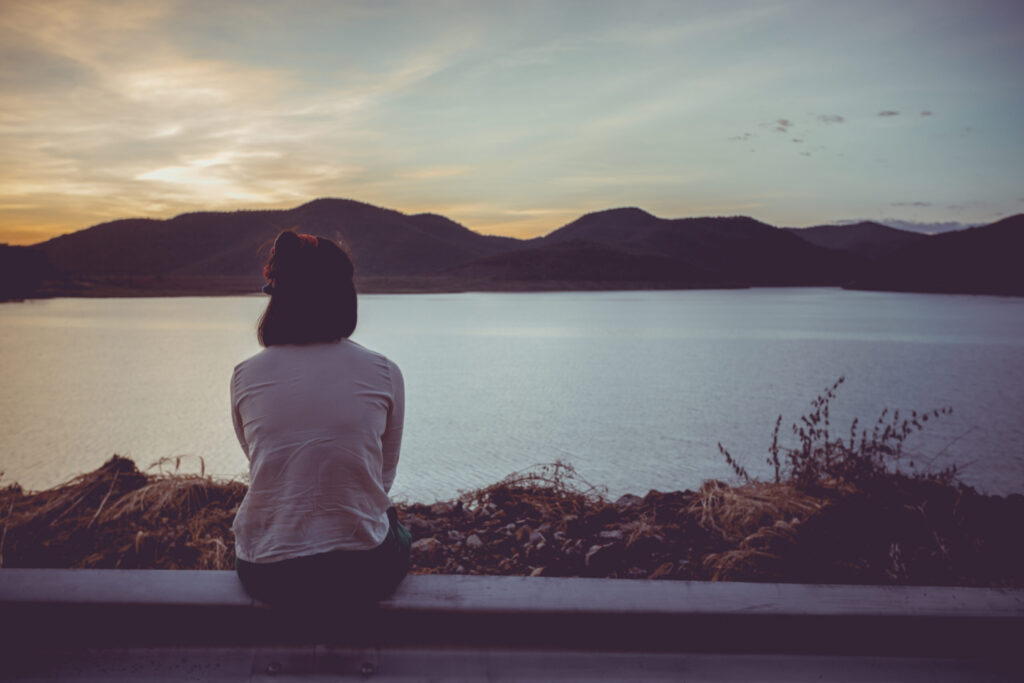 A psychologist’s guide to staying upbeat as seasons change